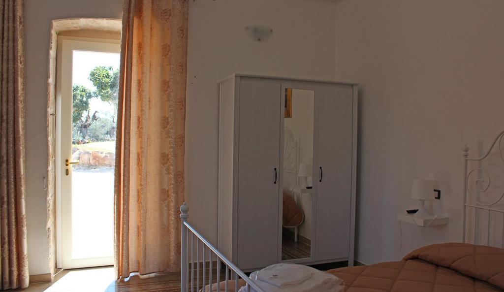 La Casa Bianca Hotel Monopoli Bagian luar foto