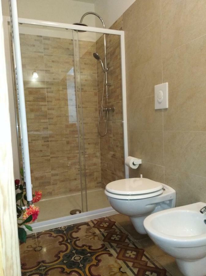 La Casa Bianca Hotel Monopoli Bagian luar foto